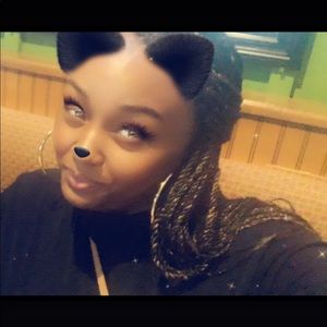 Meet your Posher, Angelica